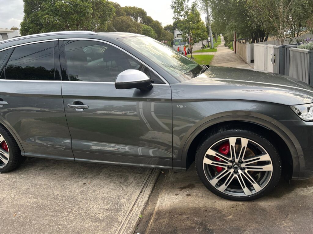 Mobile car detailing service in progress